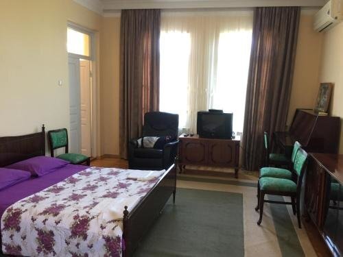 Батуми: Kemeni Guest House