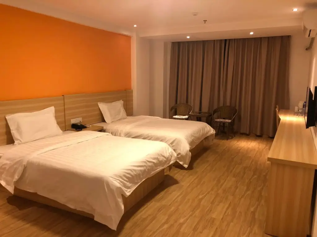 7 Days Inn Zhuhai Gaolan Port Pingsha Branch — фото 1