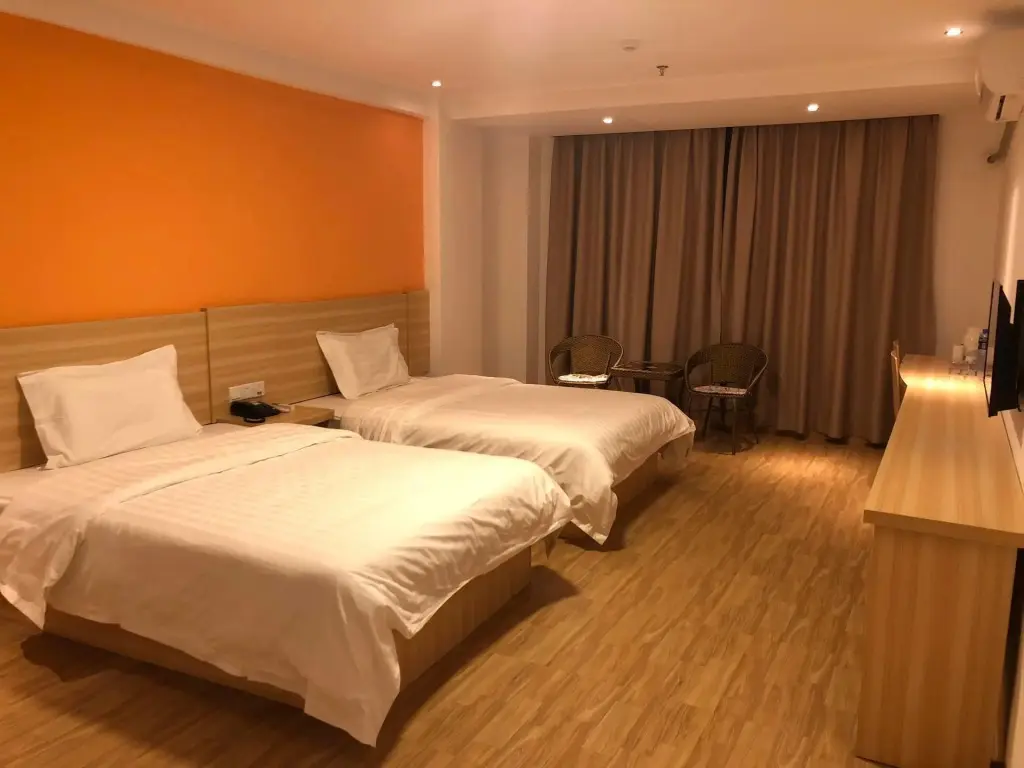 Чжухай: 7 Days Inn Zhuhai Gaolan Port Pingsha Branch