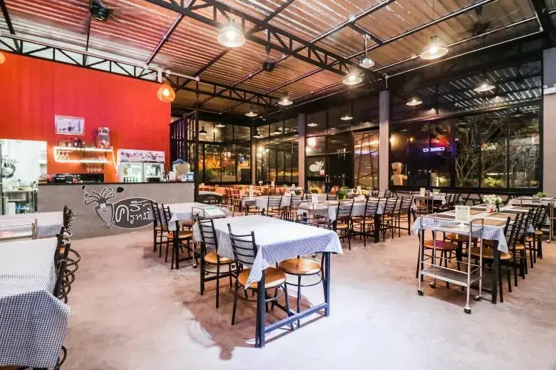 Хуахин: Baan Noppadol Hua Hin Loft Resort by OYO
