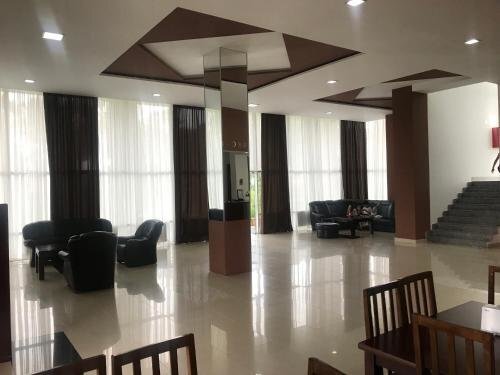 Кобулети: Hotel Aeetes