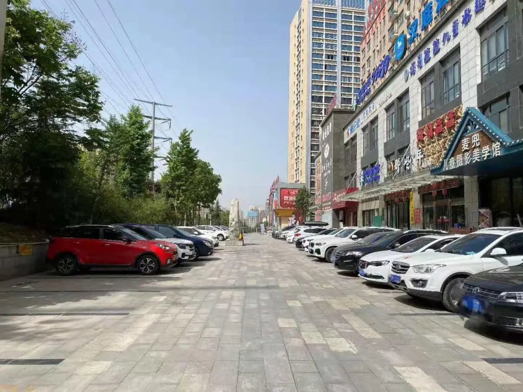 Санменксиа: Hanting Hotel Sanmenxia South Railway Station