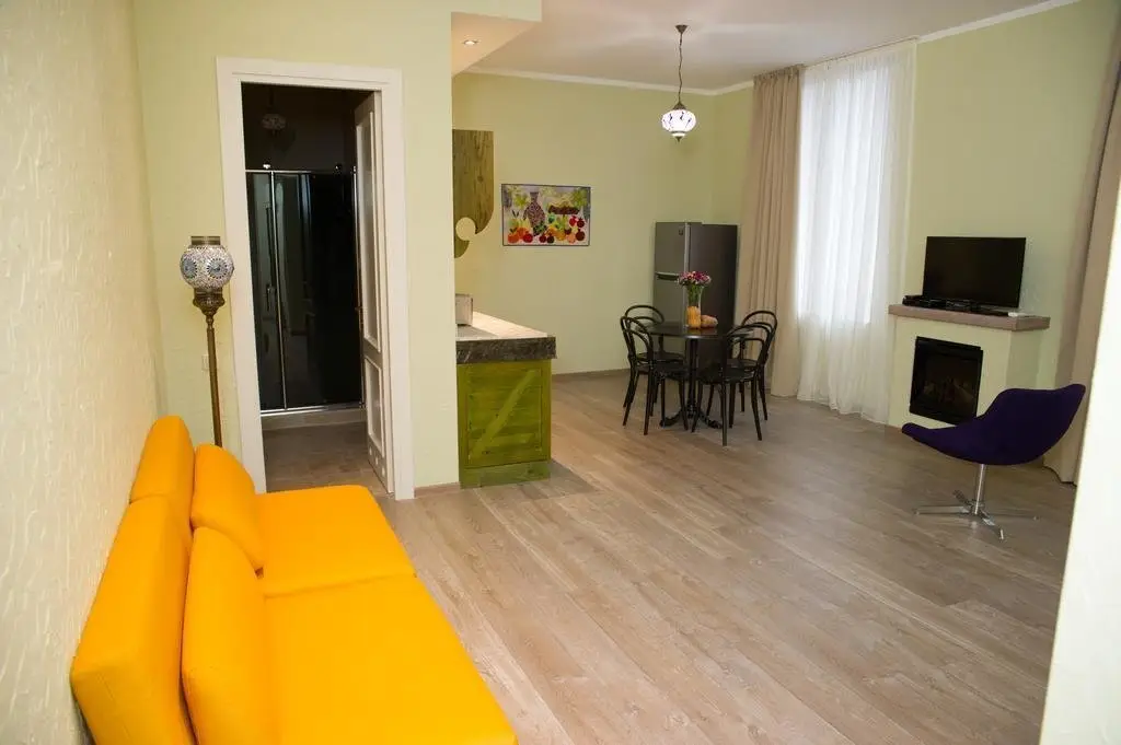 Тбилиси: No12 Zichi Hotel