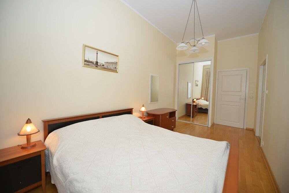 Санкт-Петербург: Bergus Apartments