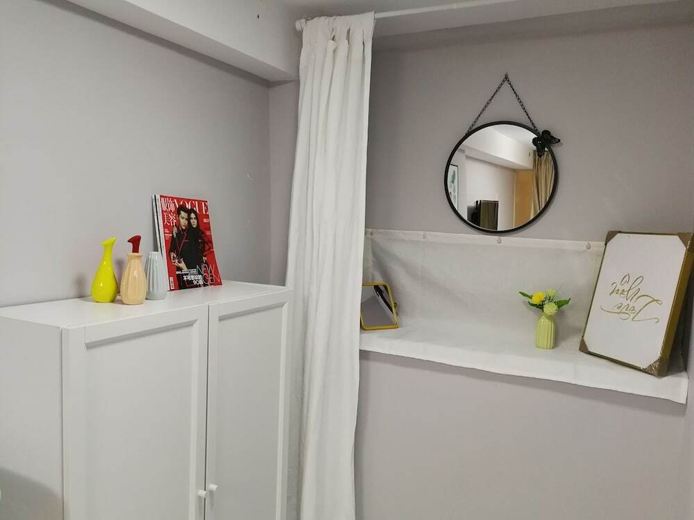 Гуанчжоу: Coastline International Apartment