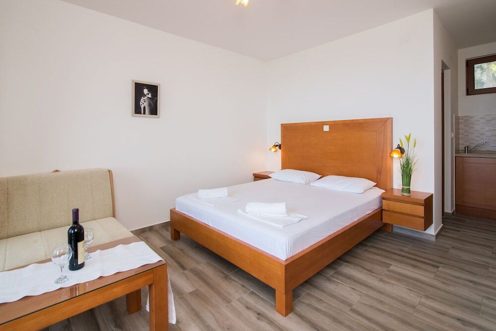 Бусат: Arabela 2 Apartments