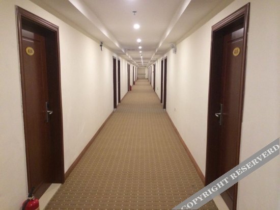 Чжаньцзян: Jingda Business Hotel