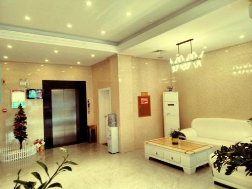 Хайкоу: Green Tree Inn Haikou Airpot Shuttle Bus Xiakan Station Shell Hotel