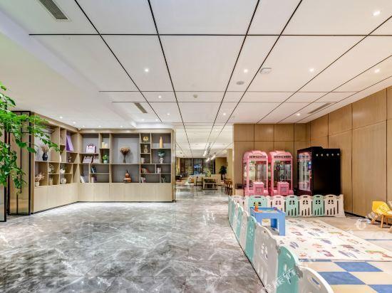 Баодин: Yueweizhi Hotel