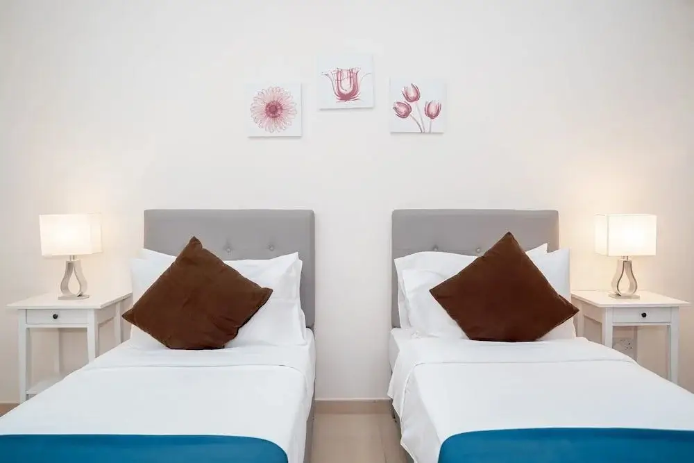 Дубай: Shams 2 by HiGuests Vacation Homes