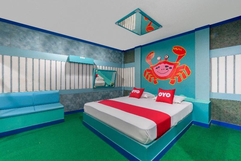 Районг: Let's Go Rayong Hotel by OYO Rooms