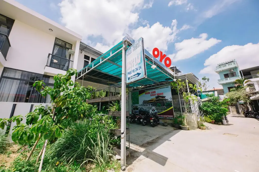 Хюэ: Ngoc Lan Motel by OYO Rooms