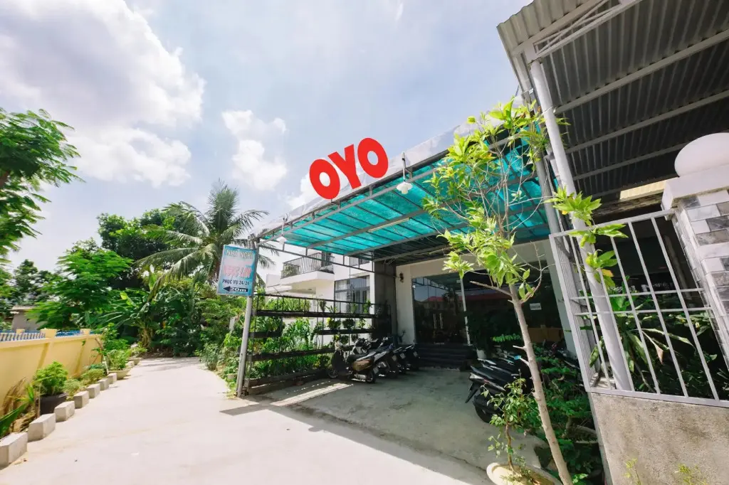 Хюэ: Ngoc Lan Motel by OYO Rooms
