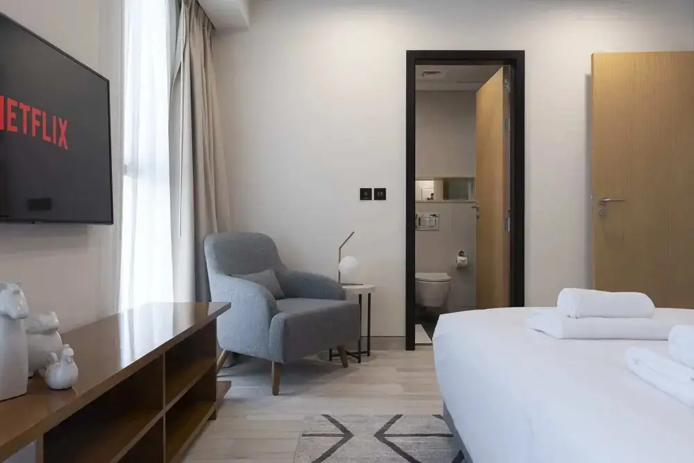 Дубай: Guestready - Spacious Layout Premium Facilities Brand New 4894