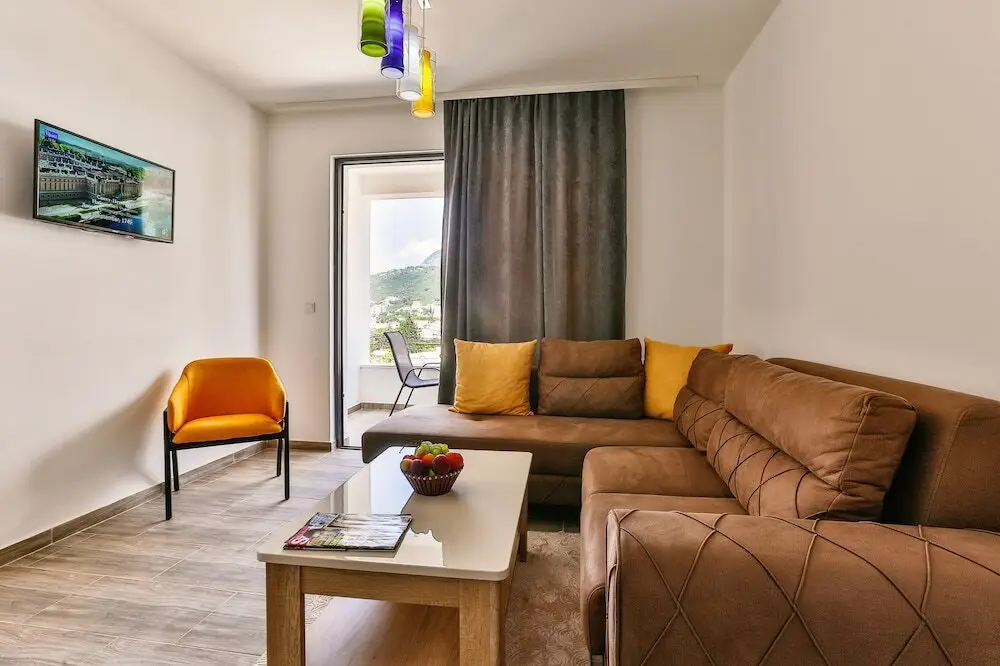 Добро Вода: Lux Apartmani Djukic