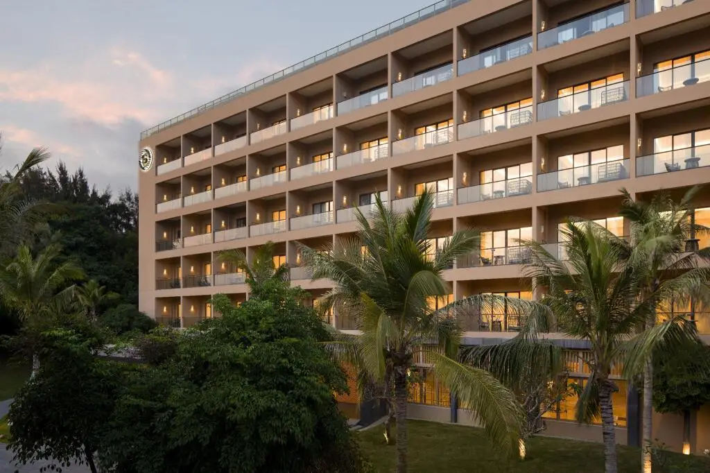 Sheraton Maoming Romantic Beach Resort — фото 1