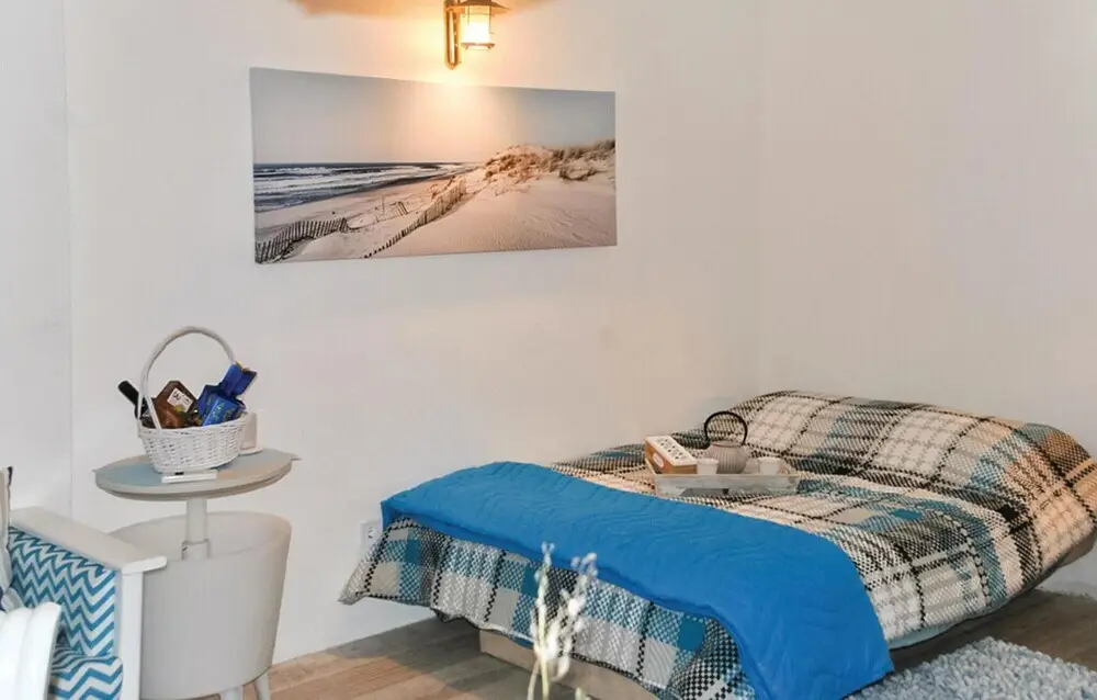 Пераст: Awesome Home in Perast with Hot Tub, WiFi & 0 Bedrooms