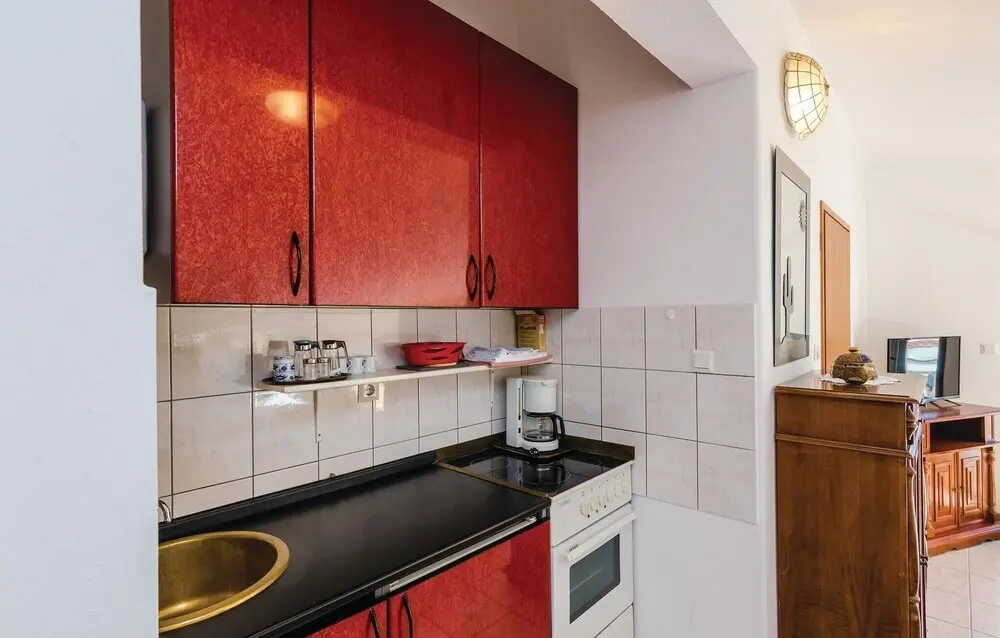 Херцег-Нови: Nice Home in Herceg Novi With Wifi and 1 Bedrooms