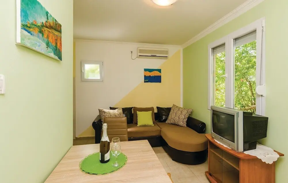 Баошичи: Stunning Home in Herceg Novi With 1 Bedrooms and Wifi