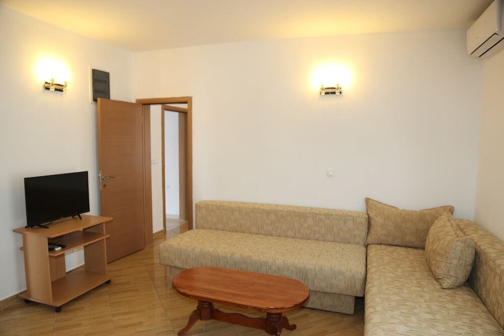 Ульцинь: Fantastic 1-bed Apartment in Ulcinj