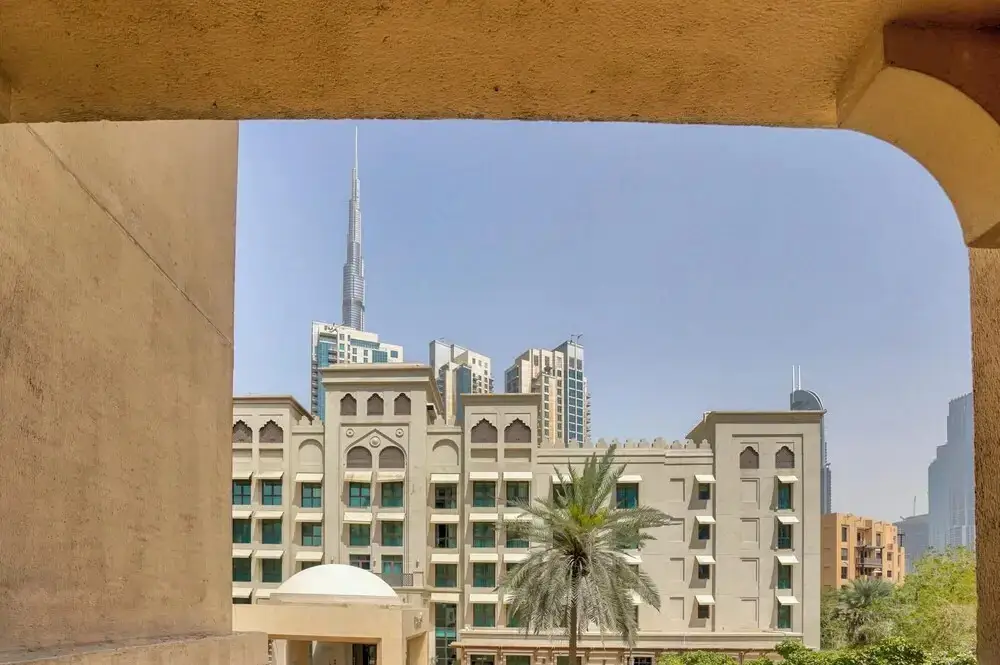 Дубай: 3BR Maids Sleeps10 Downtown Old Town Burjviews, Dubai