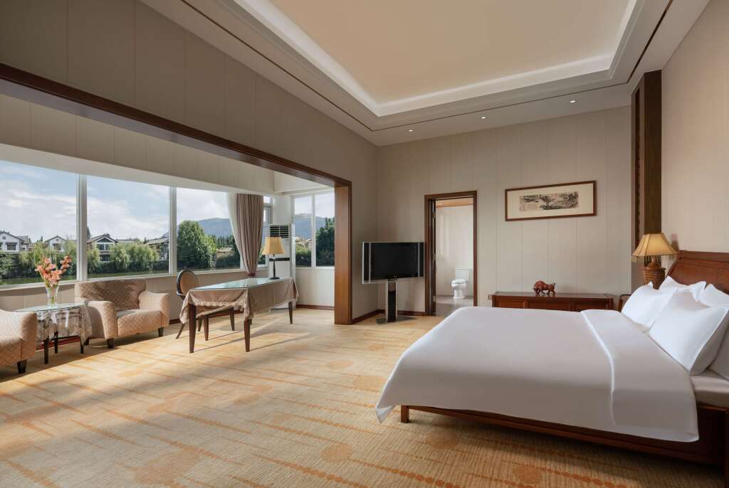 Куньмин: Howard Johnson by Wyndham LakeView Hotel Kunming
