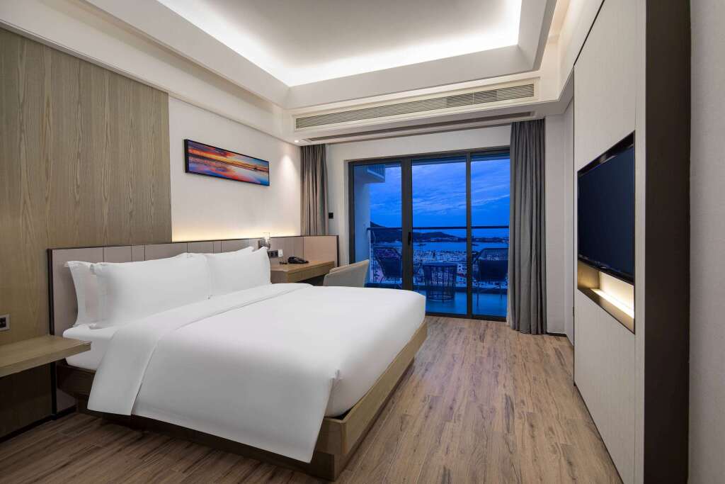 Санья: Microtel by Wyndham Sanya Dadonghai