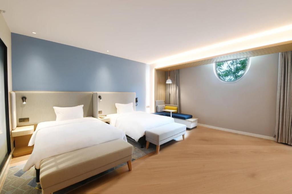 Тяньцзинь: Holiday Inn Express Tianjin Binhai, an IHG Hotel