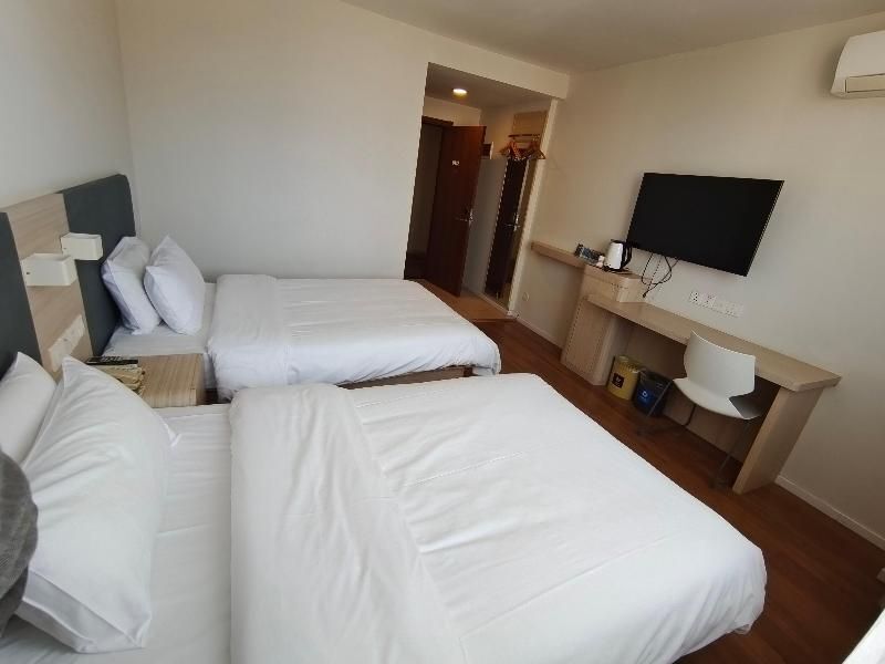 Шанхай: Hanting Hotel Shanghai South Railway Station Luoxiang Road Branch