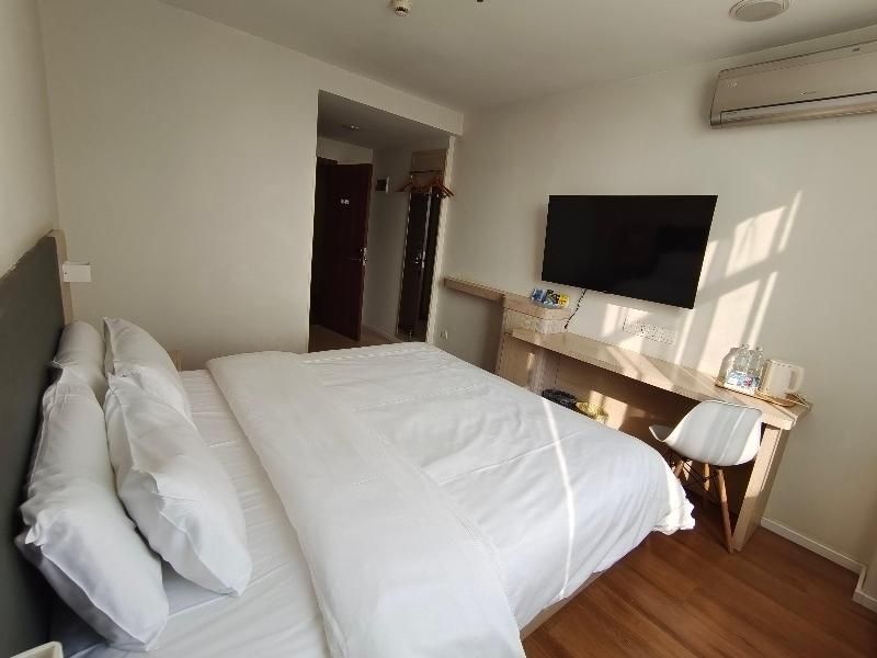 Шанхай: Hanting Hotel Shanghai South Railway Station Luoxiang Road Branch