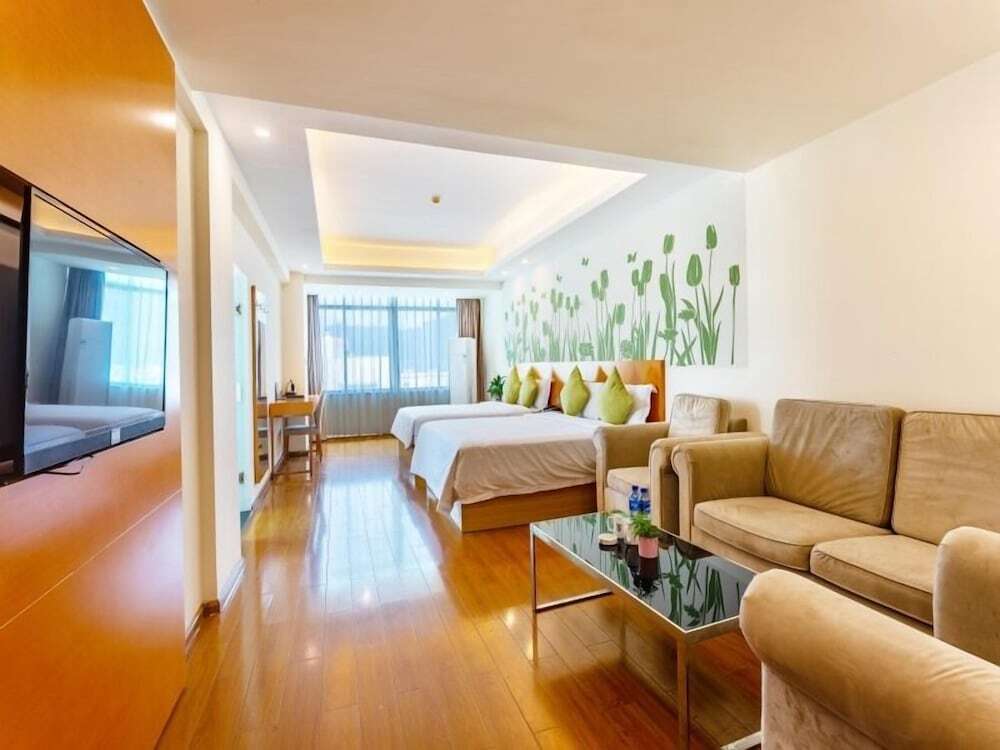 Санья: GreenTree Alliance Sanya Jiyang District Yalongwan Road Hotel