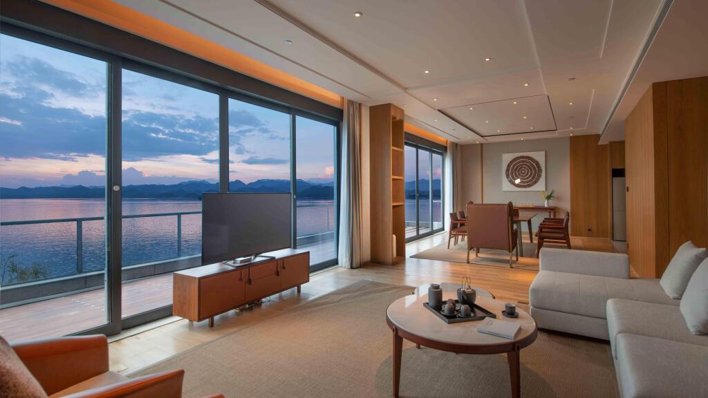 Ханчжоу: voco Thousand Island Lake, an IHG Hotel