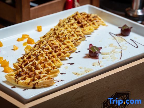 Цзуньи: Hilton Hampton Hotel, Renhuai Zuimei Avenue