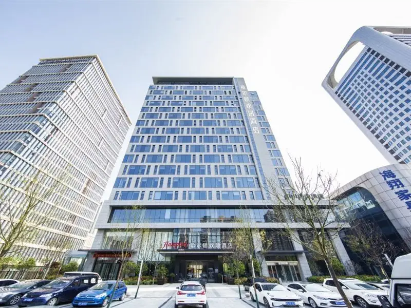 Hampton by Hilton Zhengzhou Zhengdong New District — фото 1