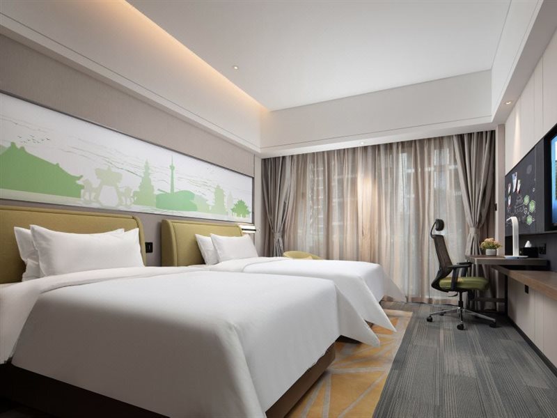 Лешан: Hampton by Hilton Emeishan