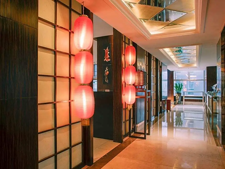 Шэньчжэнь: Grand Mercure Shenzhen Oriental Ginza