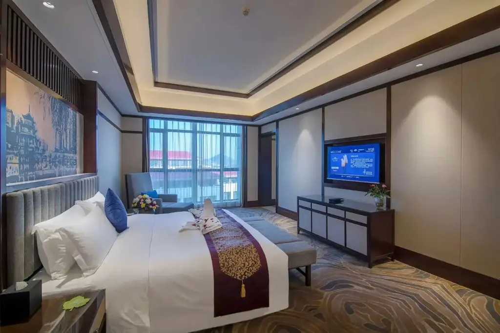 Цзыян: Howard Johnson by Wyndham Qunsheng Plaza Guizhou
