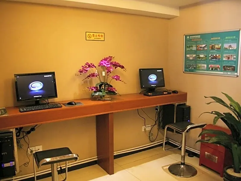 Янчжоу: GreenTree Inn Jiangsu Yangzhou South Yangtze River Road University City Express Hotel