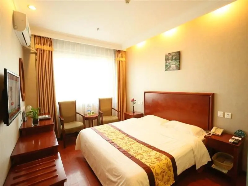 Пекин: GreenTree Inn Beijing Changping Shahe Metro Station Express Hotel