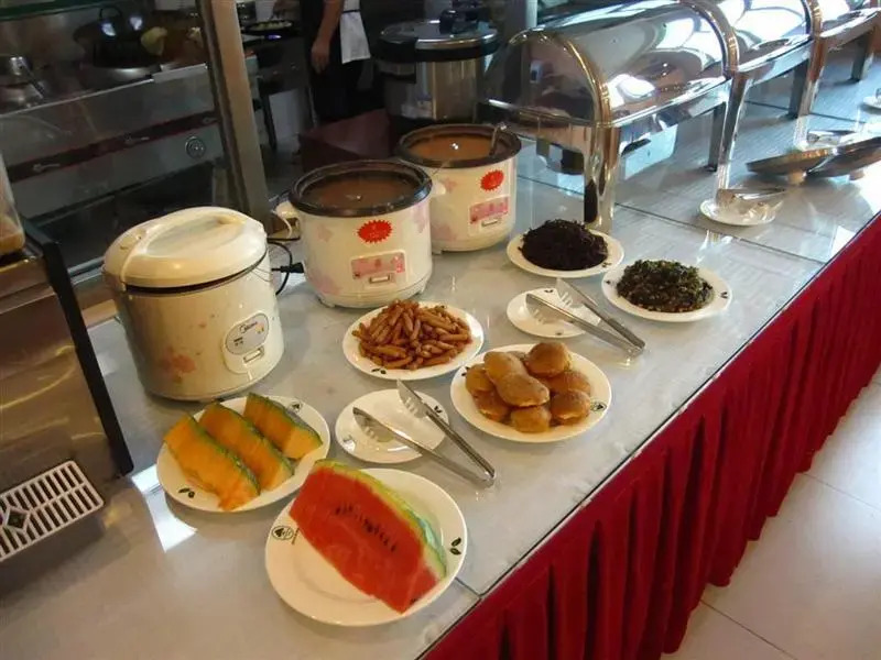 Пекин: GreenTree Inn Beijing Changping Shahe Metro Station Express Hotel