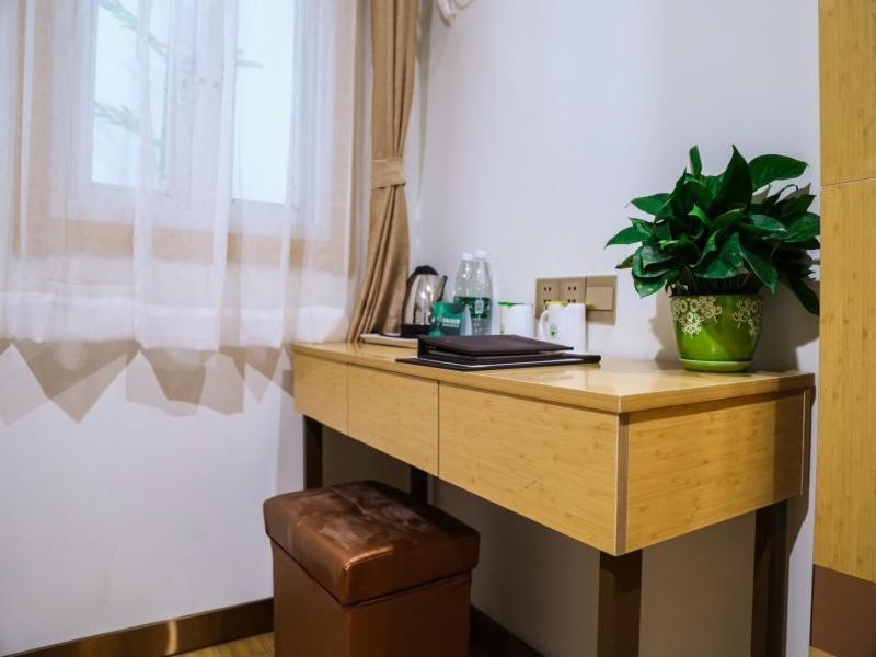 Нанкин: GreenTree Inn Nanjing Zhongshan Mausoleum Scenic Area Zhongling Street Subway Station