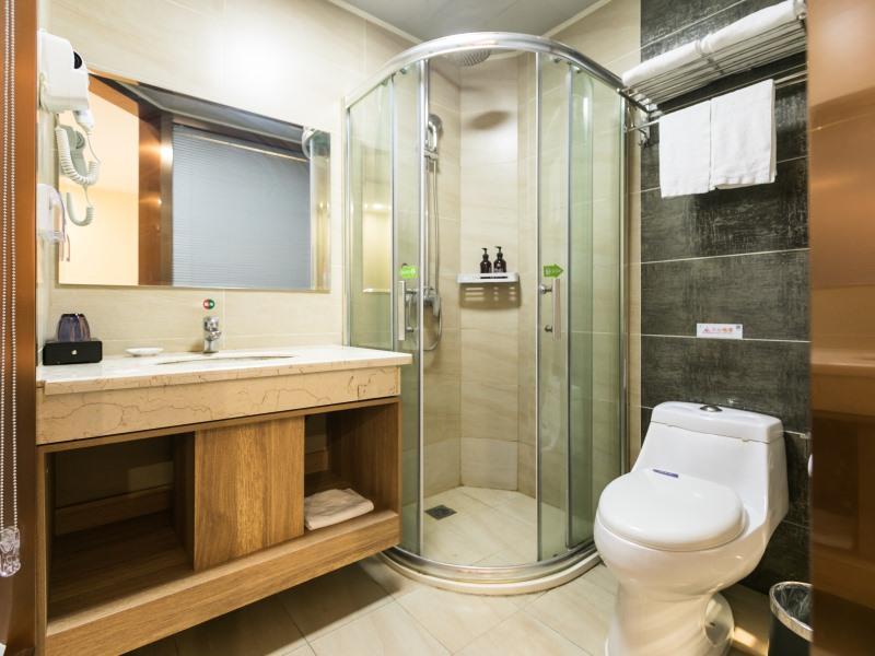 Уси: GreenTree Inn Wuxi Jiangyin City Wanda Plaza Tongfu Road Express Hotel