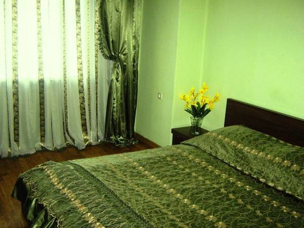 Москва: Mini Hotel Bambuk
