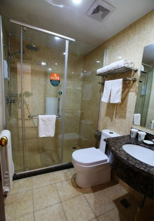 Чэнбэй: GreenTree Inn Inner Mongolia Chifeng Linxi Ronglin Homeland Express Hotel