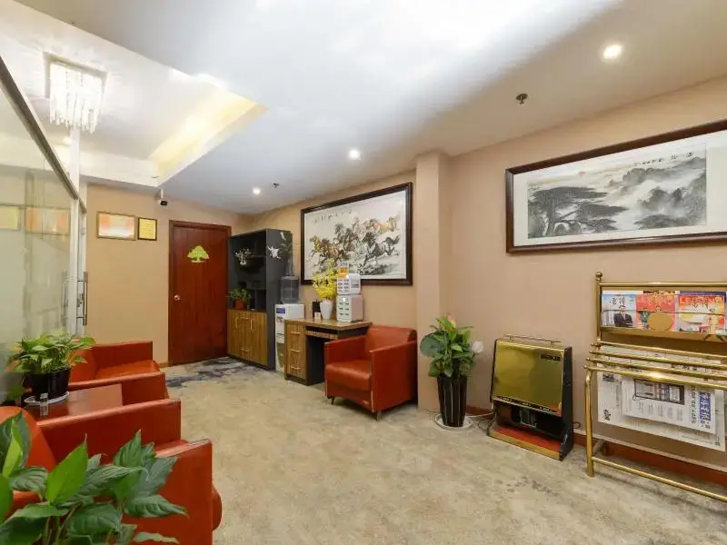 Шанхай: GreenTree Inn Shanghai Xujiahui Meiluo City 80,000 People Stadium Subway station Shell Hotel
