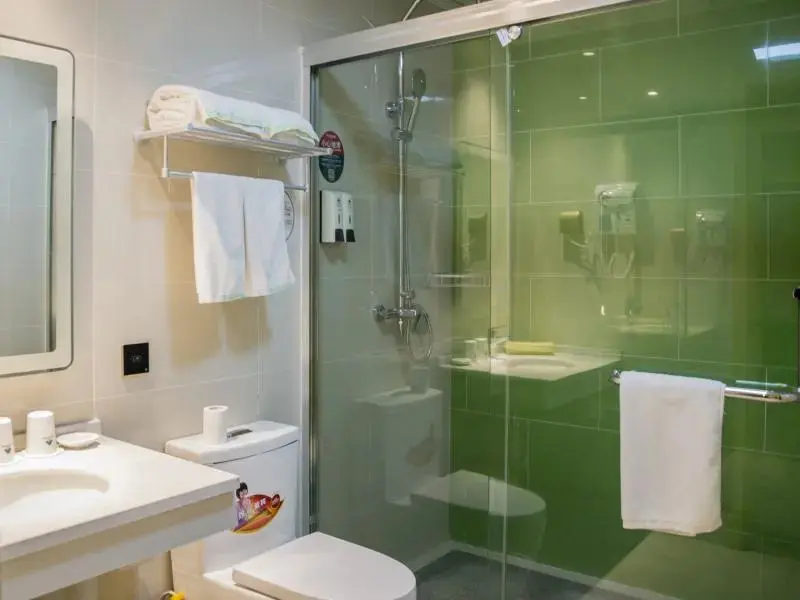 Хецзе: GreenTree Inn (Shanxian Huxi South Road store)