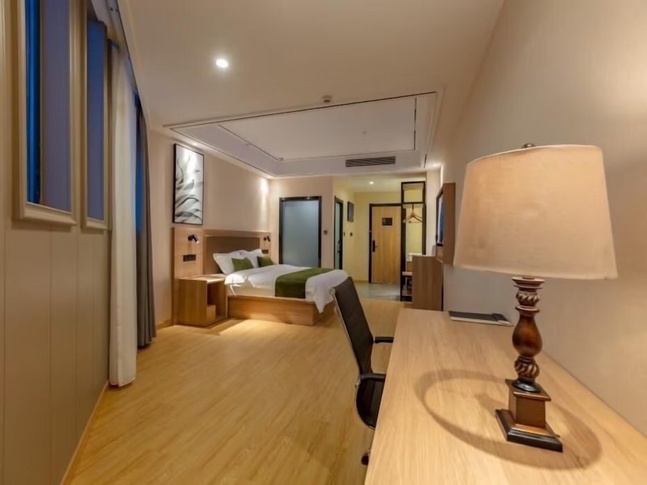 Цзясинь: GreenTree Inn Zhejiang Jiaxing Honghe Town