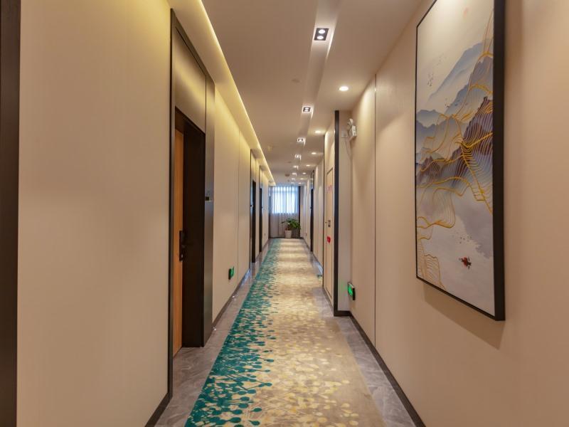 Цзясинь: GreenTree Inn Zhejiang Jiaxing Honghe Town