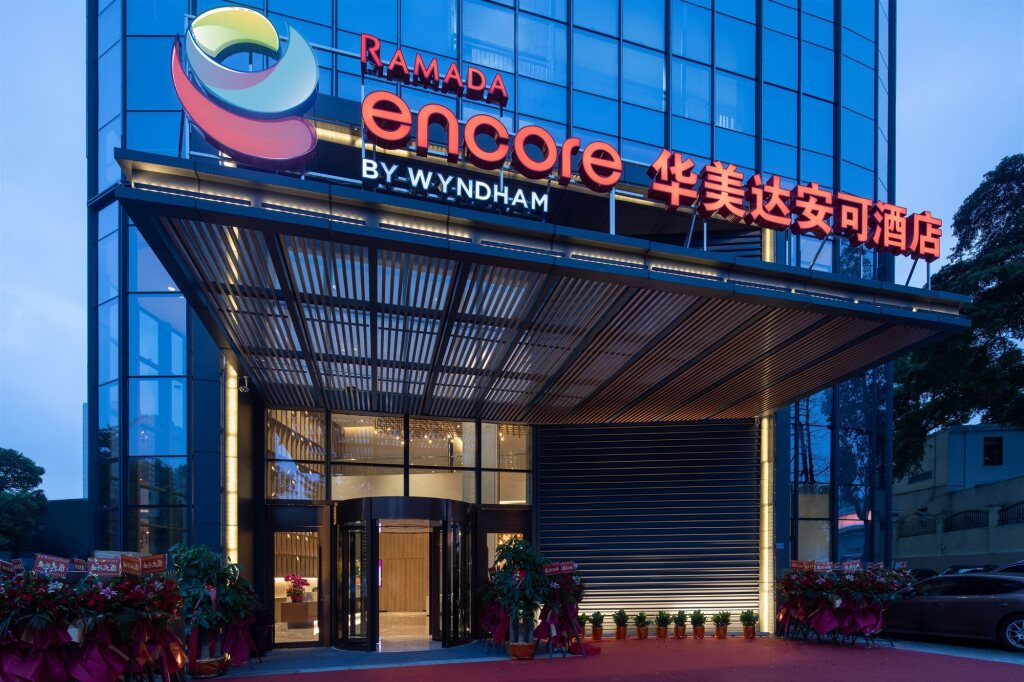 Дунгуань: Ramada Encore by Wyndham Dongguan East