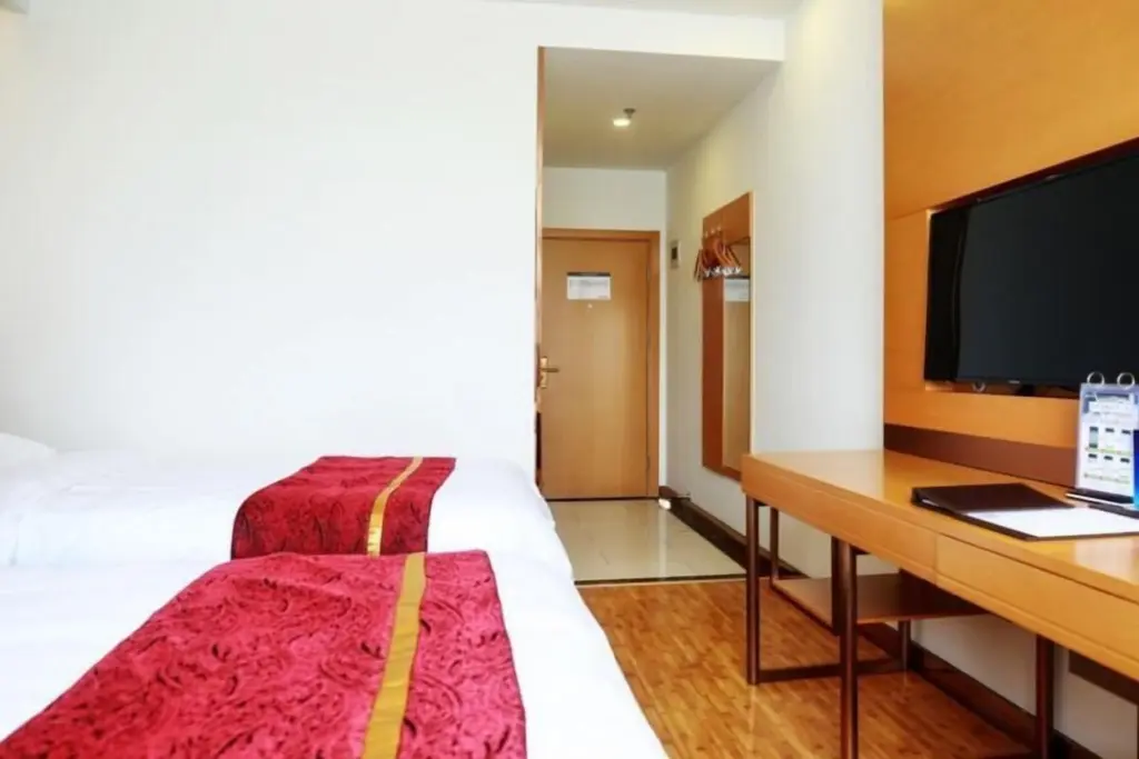Пекин: GreenTree Inn Beijing Chaoyang District Media school South Gate Express Hotel